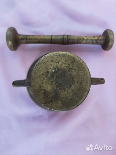Старинная -антикварная ступка с пестиком