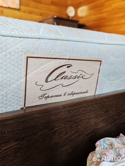 Кровать с матрасом 160*200