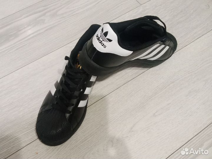 Adidas мужские кроссовки