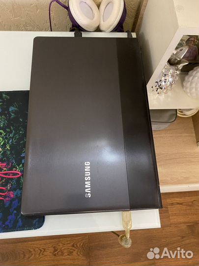 Ноутбук samsung
