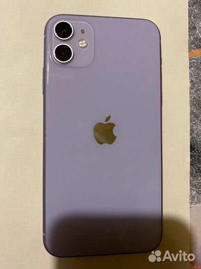 Телефон iPhone 11