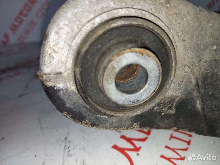 Рычаг подвески нижний задний Volvo V70 B4164T 2010