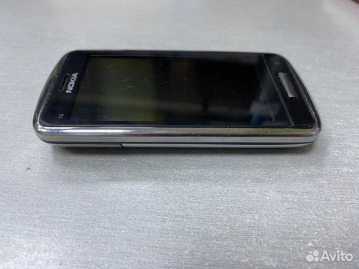 Nokia C6-01