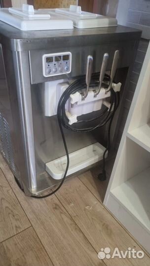 Фризер для мороженого Starfood BQ 318 N