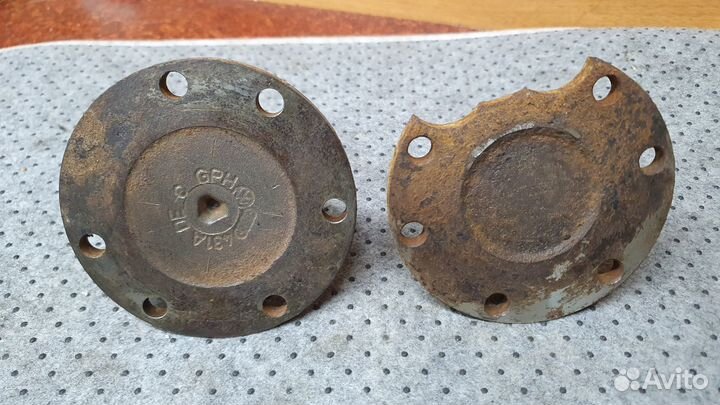 Цапфа заднего колеса ауди 80 90 100