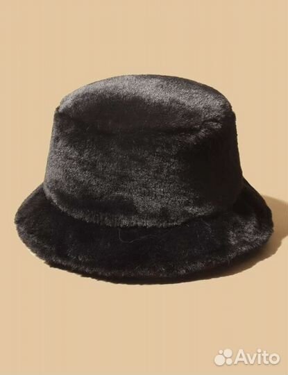 Плюшевая черная панама
