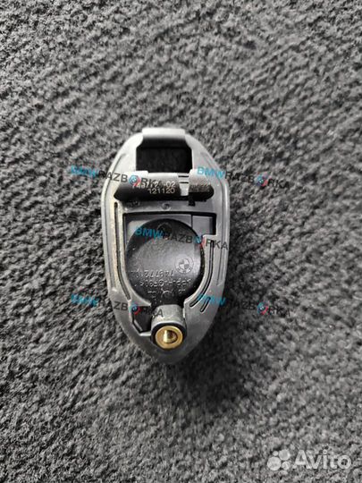 Колпачок (заглушка) ручки двери левой BMW 1 F40