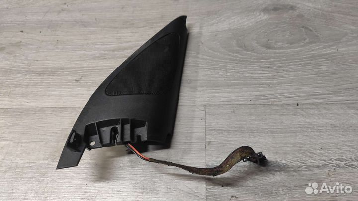 Динамик Volkswagen Golf Mk4 (1997—2006)