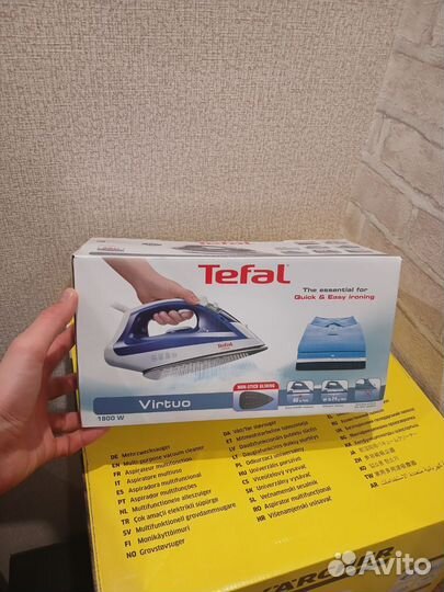 Утюг Hoвый Tefal