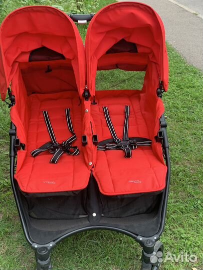 Коляска для двойни или погодок