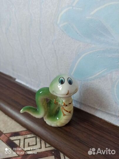 Сувениры - статуэтки