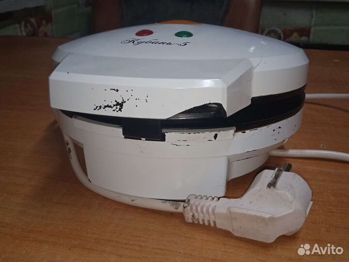 Вафельница