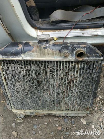 Радиатор газ 24, 2410, 31029, 3110 Волга СССР