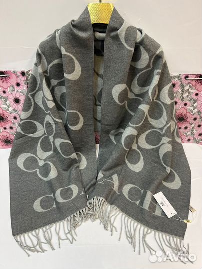 Палантин женский Coach