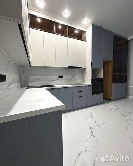 Кухонный гарнитур в студию