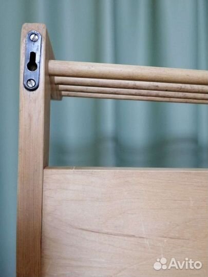 Вешалка деревянная