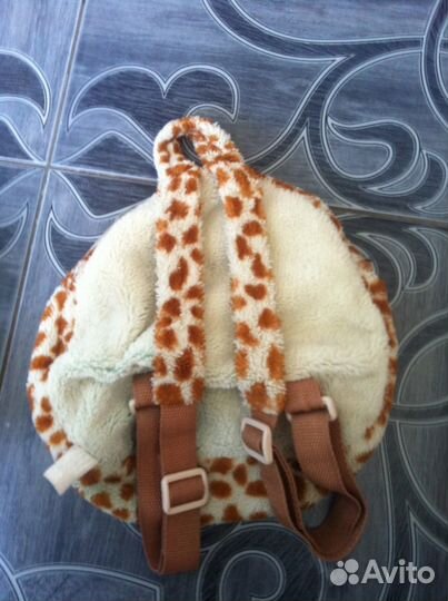 Детский рюкзачок с игрушкой