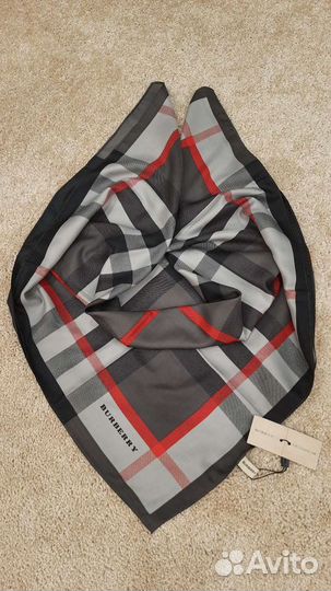 Платок шёлковый новый Burberry