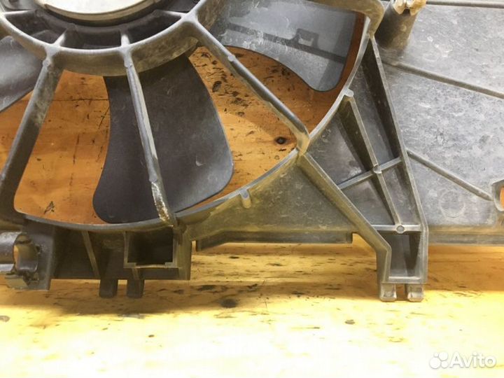 Диффузор радиатора Mazda Demio DY3W zjve 2005