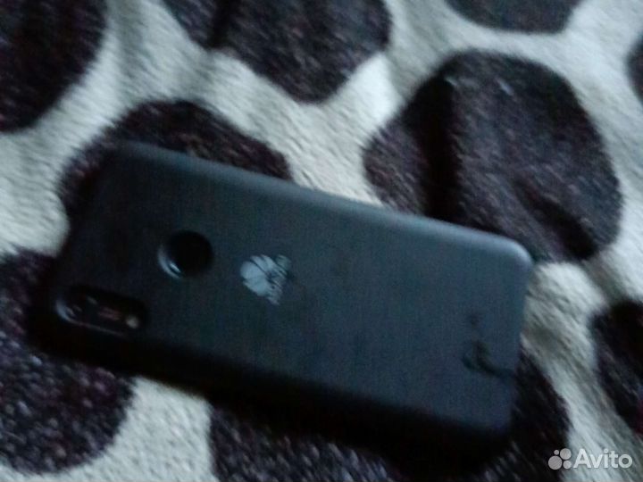 Мобильные телефоны бу honor 8а