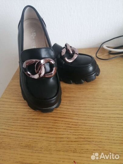 Туфли для девочки 34 размер