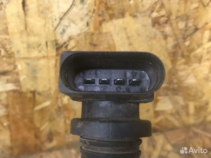 Катушка зажигания Volkswagen Jetta 6 седан 1.4