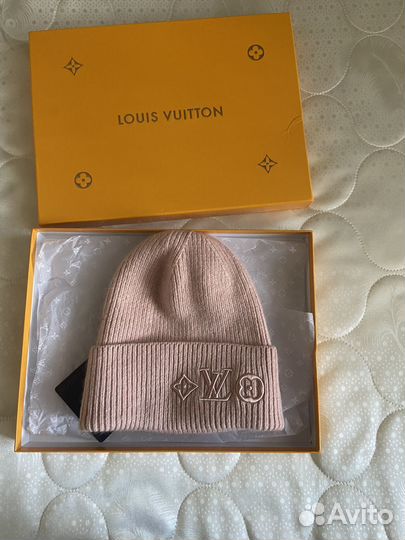 Шапка lv