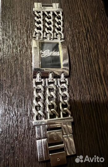 Часы guess