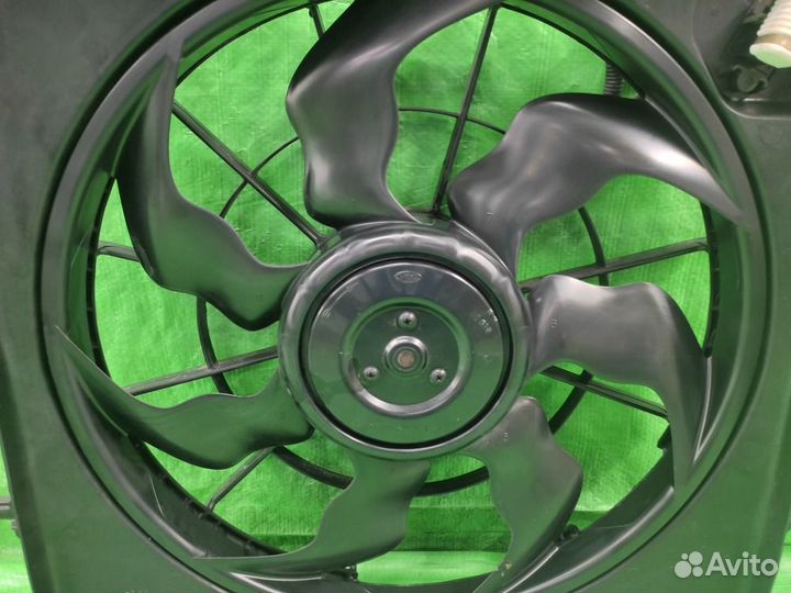 Диффузор в сборе Hyundai Santa Fe / Grand Santa Fe