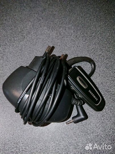 Наушник самсунг