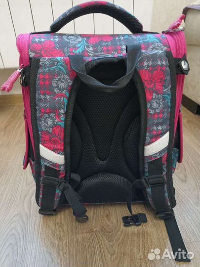 Ранец-портфель школьный для девочки