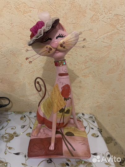 Статуэтка кошка со шляпой