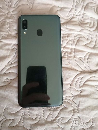 Samsung galaxy a20