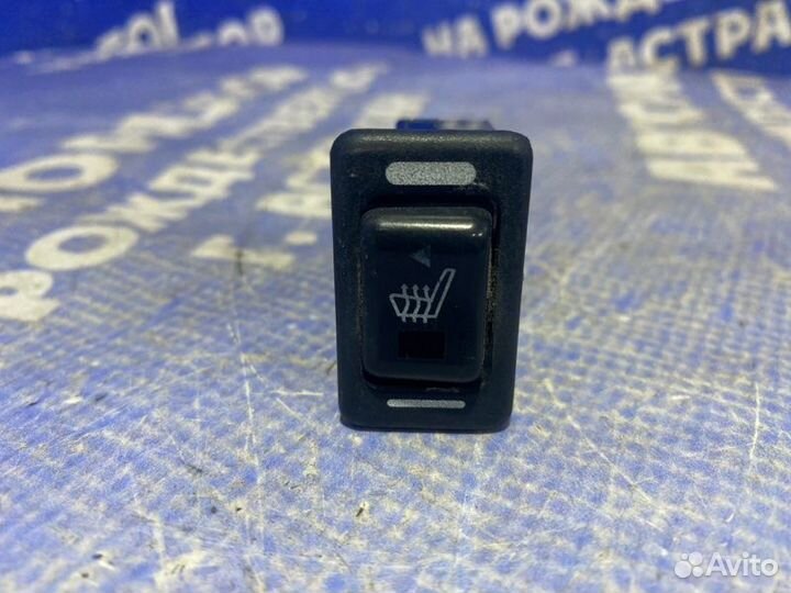 Кнопка обогрева сидений Nissan Almera N16 седан