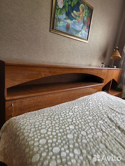 Спальный гарнитур бу