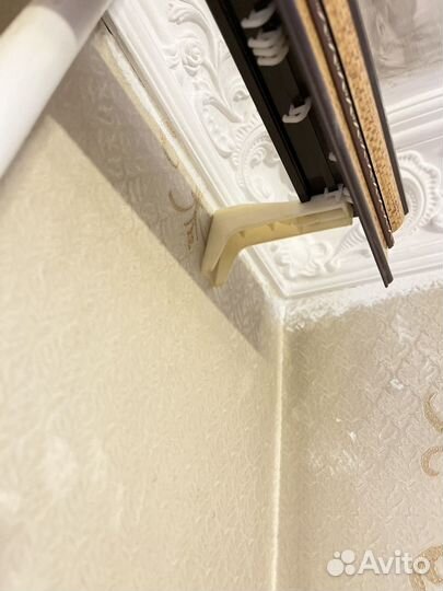 Карнизы для штор бу