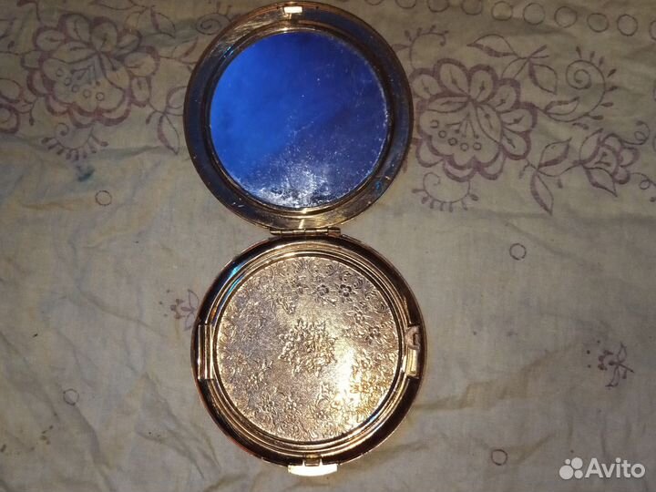 Пудреница винтаж