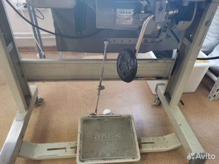 Производственная Швейная машина juki