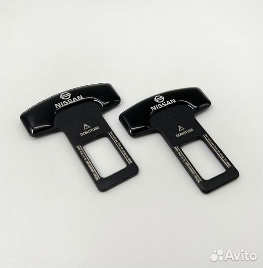 Заглушка ремня безопастности Nissan