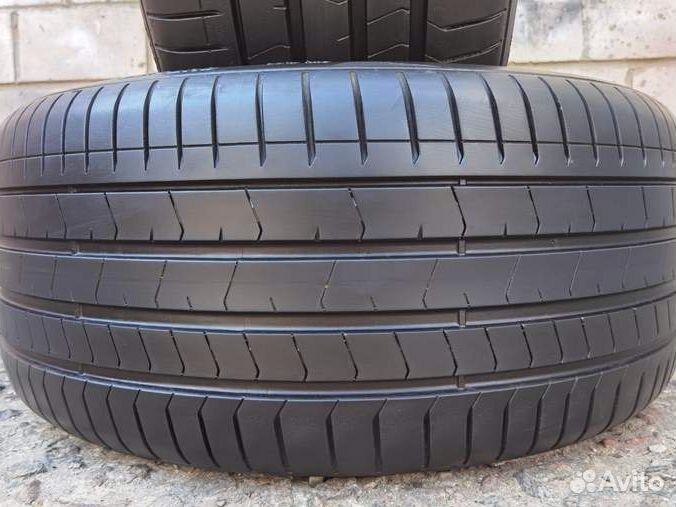 Pirelli P Zero 275/40 R20 97Y