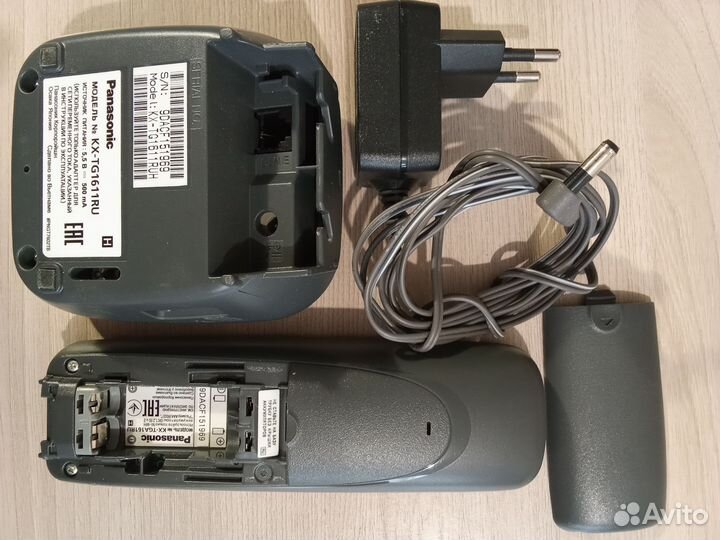 Радиотелефон Panasonic KX-TG1611RU