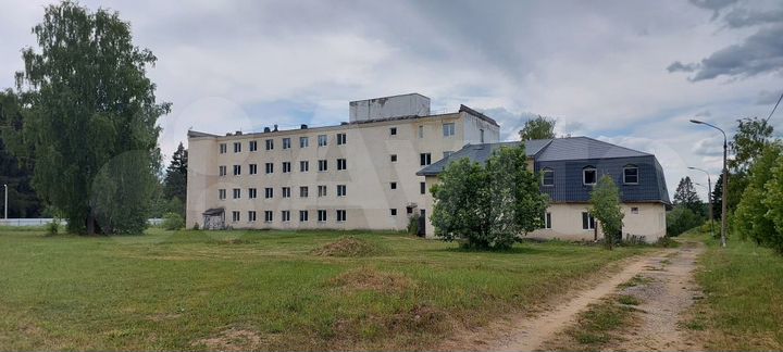 Продам помещение свободного назначения, 1958 м²