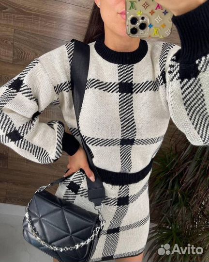 Костюм женский