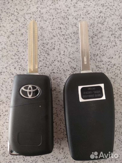 Выкидные ключи зажигания Тойота