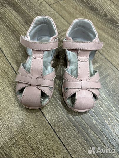 Сандалии для девочки 25р