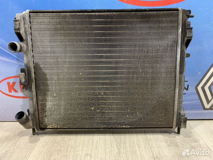 Радиатор охлаждения двигателя основной Renault log