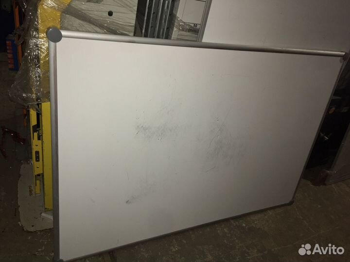 Магнитно маркерная доска