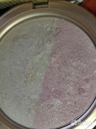 Too faced хайлайтер