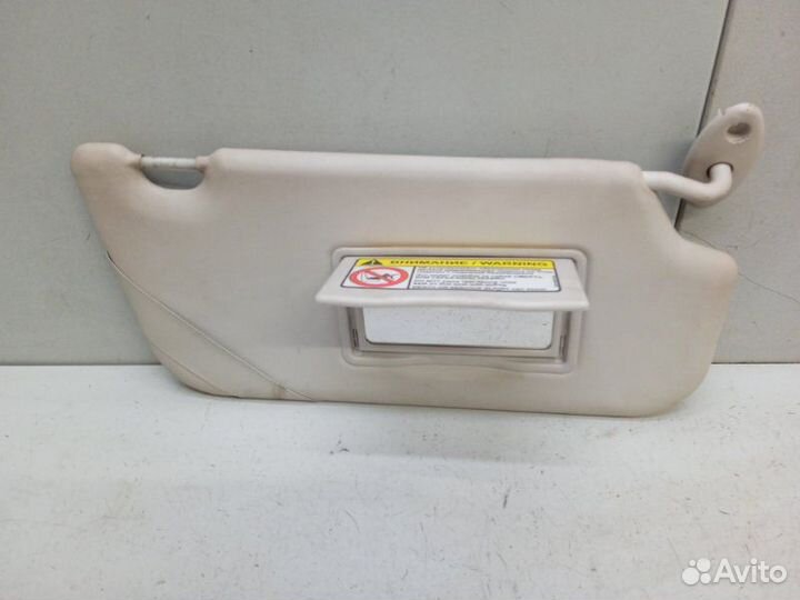 Козырек солнцезащитный правый Ford Focus 3 1.6