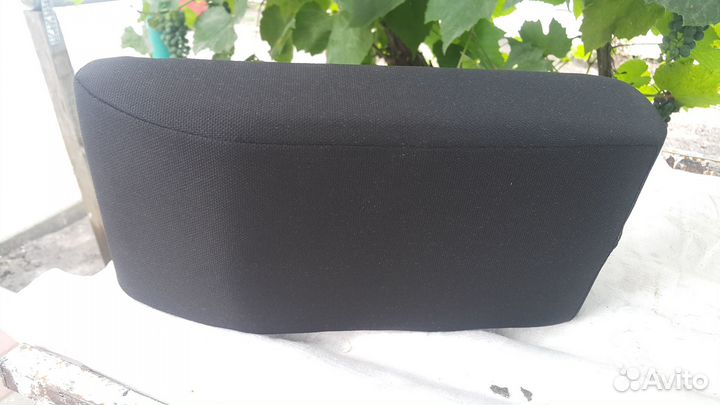 Подлокотник